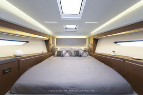 PRESTIGE  YACHT - PRESTIGE 520